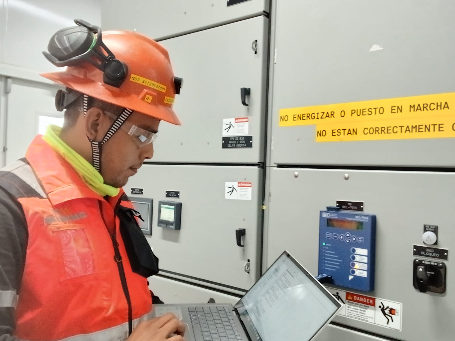 Estudio de transformador y banco de capacitores